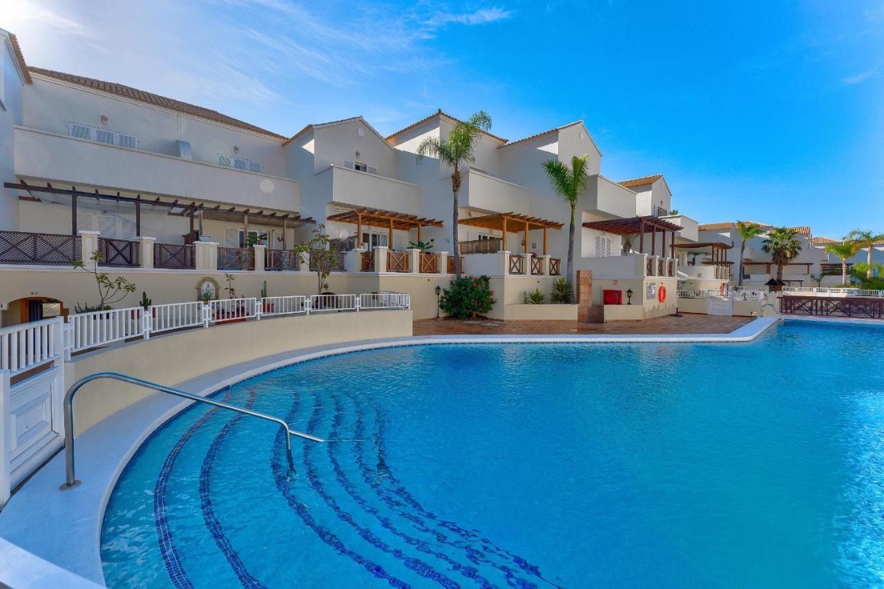Chalet Playa De Las Americas Arona  Exterior foto